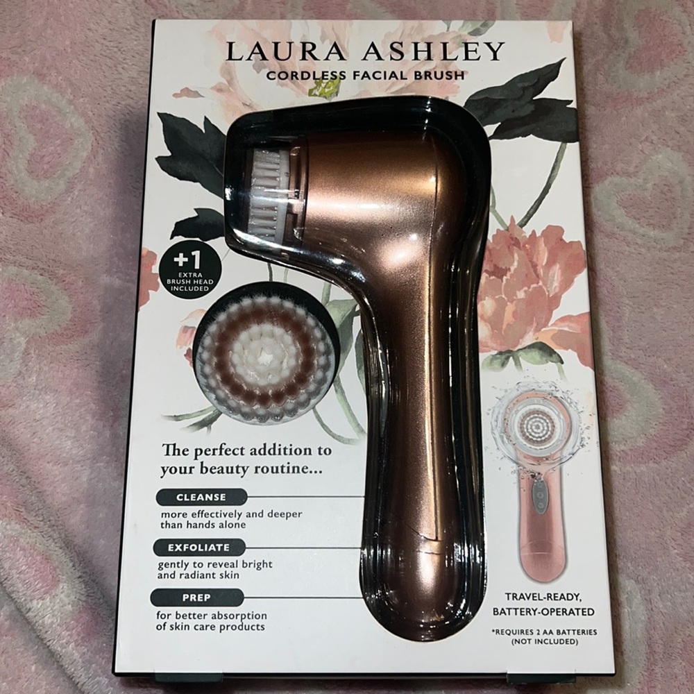 Facial brush
